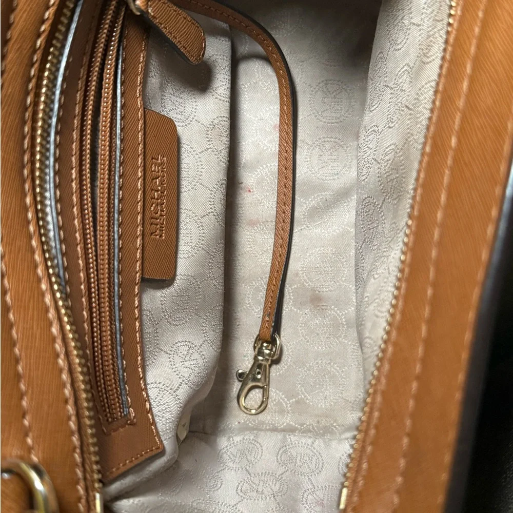 Michael Kors Brown Leather Shoulder Bag - Picture 8 of 8